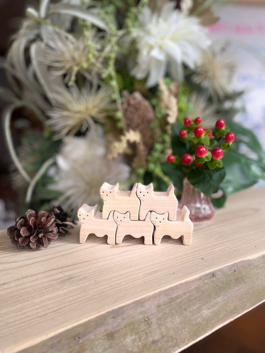 Wood Cats